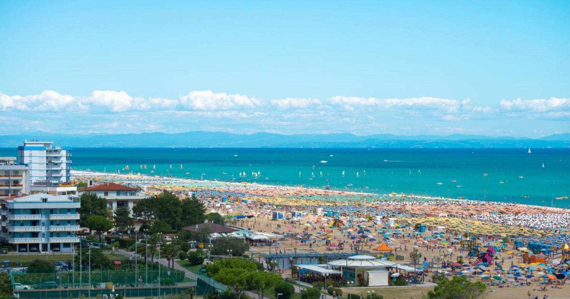 Beautiful Lighted By The Sun - Beahost Bibione